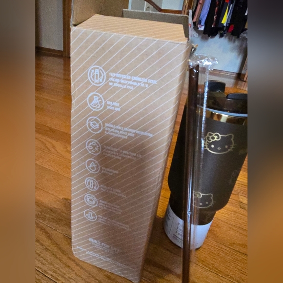 Beautiful Exclusive Brown & GOLD Hellokitty Tumbler Must-have Limited Addition - Picture 6 of 14